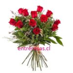 RAMO CON 12 ROSAS ROJAS  DELUXE AR513