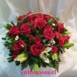 ARREGLO DE ROSAS Y LILIUMS