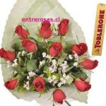 RAMO DE UNA DOCENA DE ROSAS ROJAS: FCR812