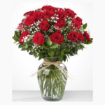 18 ROSAS ROJAS EN FLORERO  DE VIDRIO             FLR718